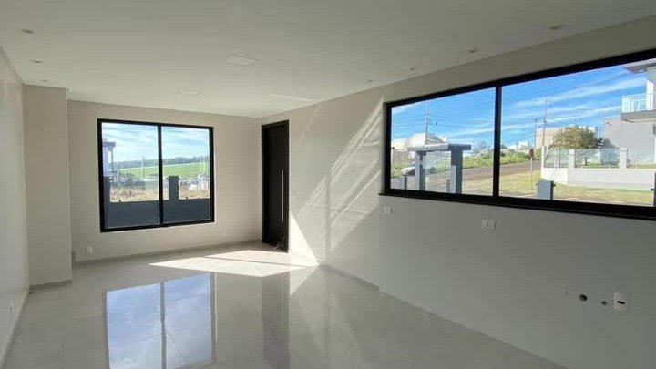 Fachada da casa nova no Loteamento Capelezzo — Pato Branco